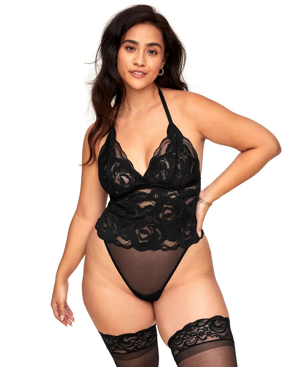 بدلة جسم نسائية من الدانتيل مقاس كبير من Esme من Adore Me Lingerie باللون الأسود