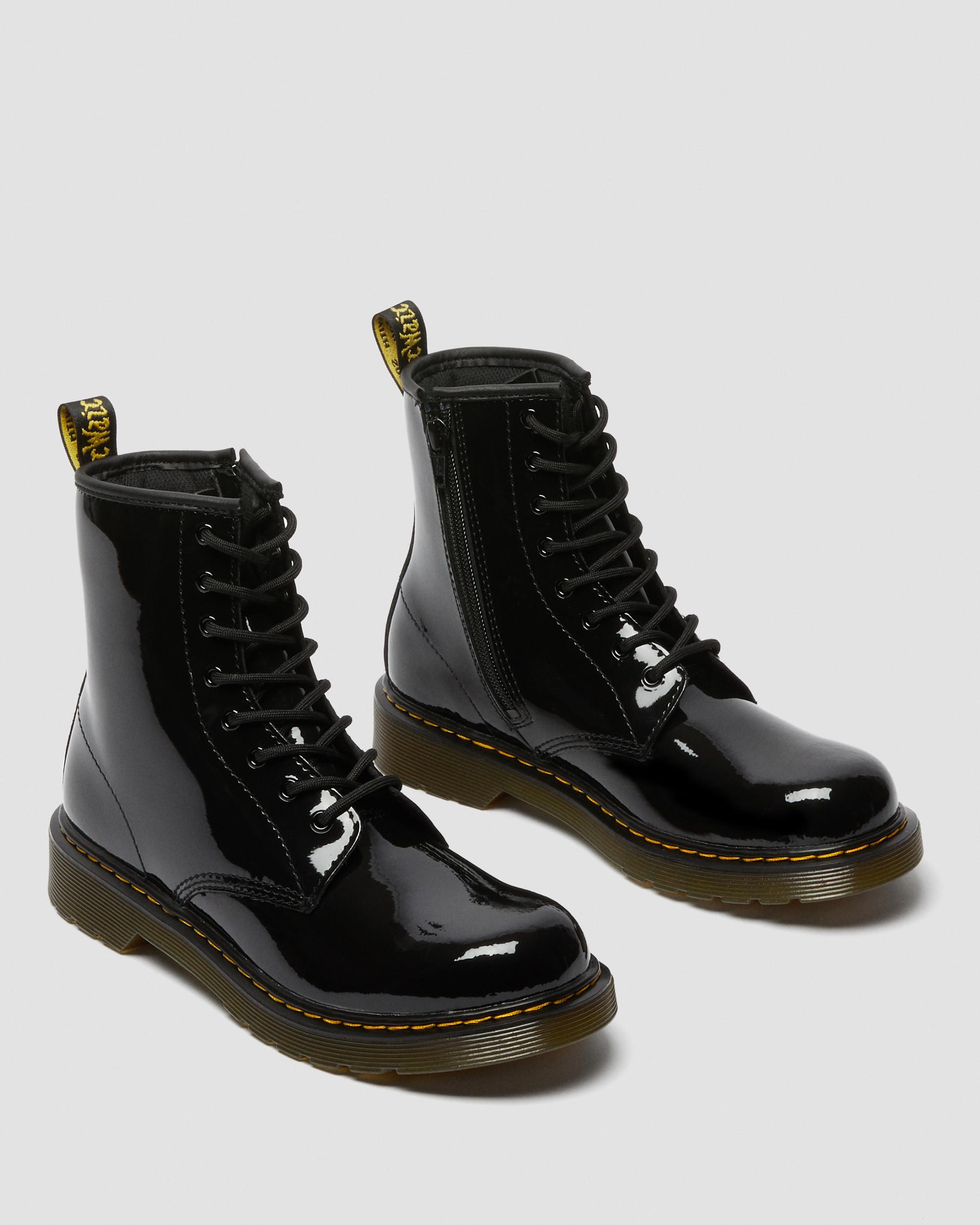 حذاء شبابي من الجلد اللامع برباط 1460 من Dr. Martens