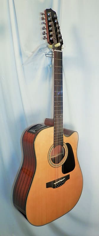 جيتار صوتي كهربائي من سلسلة G مكون من 12 وترًا من Takamine GD30CE12NAT، مقطوع بشكل طبيعي من Dreadnought