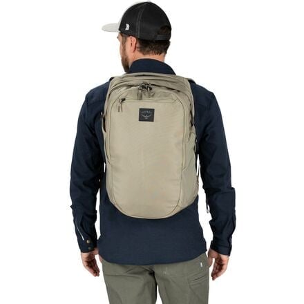 حقيبة ظهر Aoede Daypack Osprey Packs، بلون بني خرساني