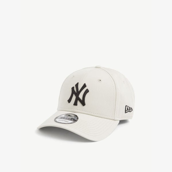 قبعة بيسبول قطنية من New York Yankees New Era من 9FORTY، باللون الرمادي