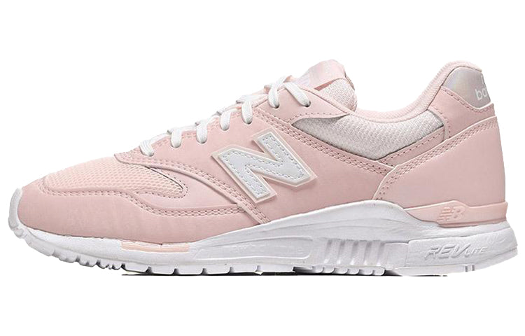 Women's sneakers New Balance NB 840