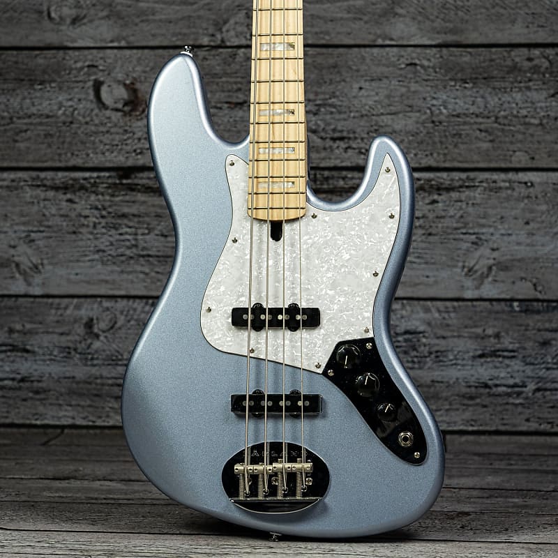 Bass guitar Lakland Skyline 44-60 Custom Vintage J - Ice Blue Metallic