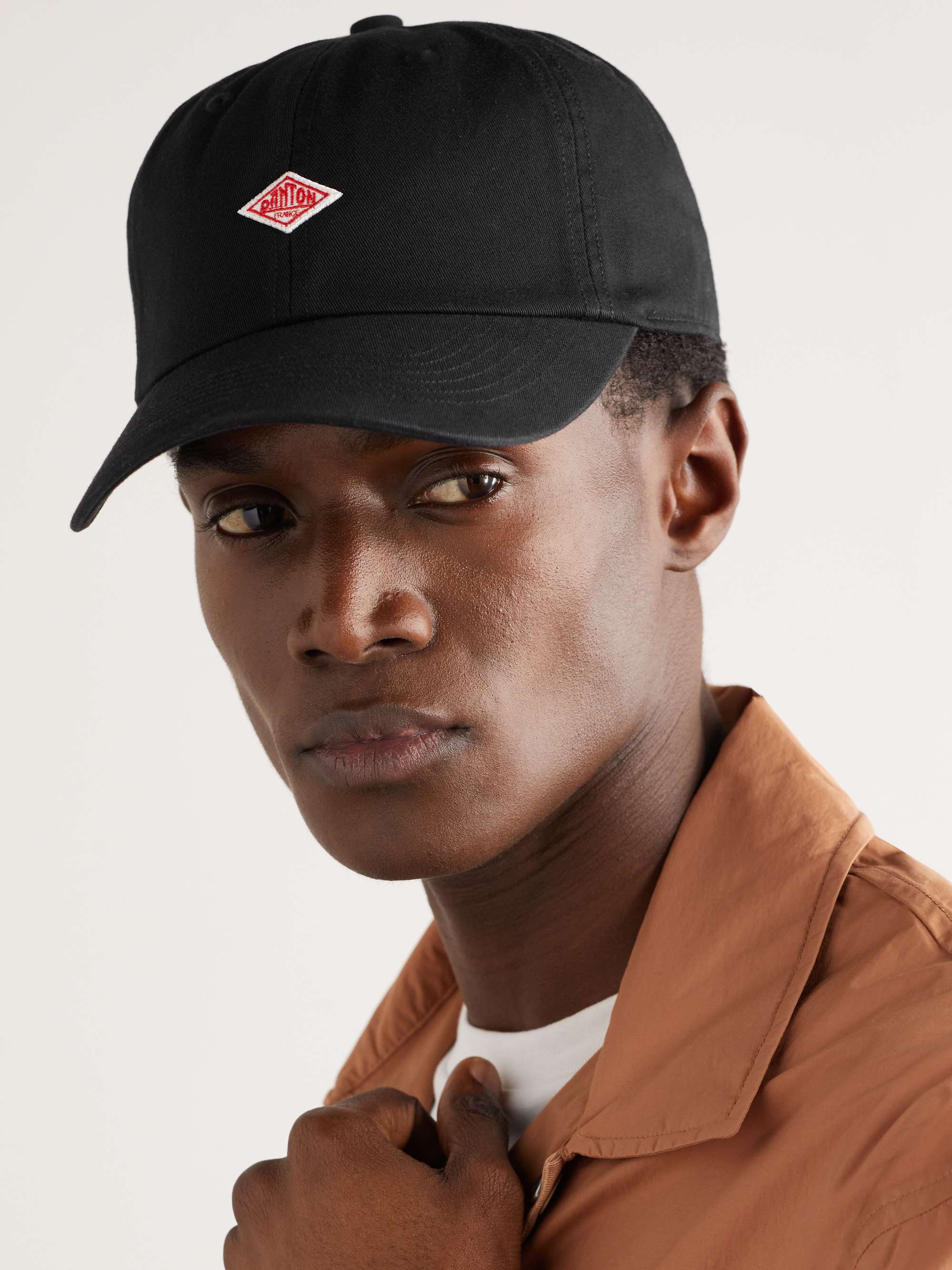 Cotton twill baseball cap with embroidered DANTON logo, black