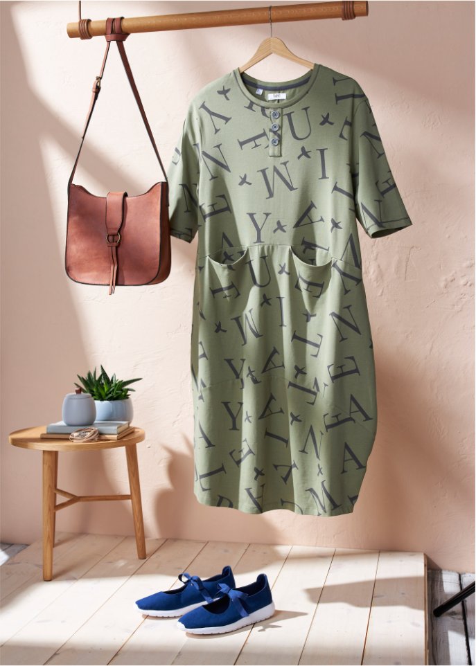 Wide knee-length cotton dress with pockets Bpc Bonprix Collection, green