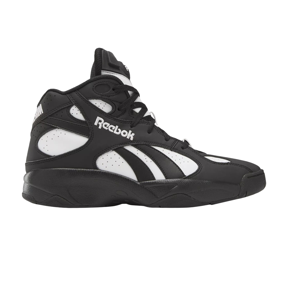 حذاء رياضي Above the Rim x Pump Vertical من Reebok، باللون الأسود