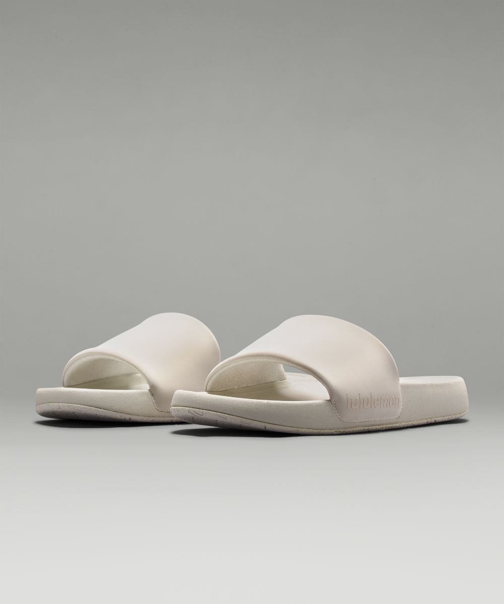 Women's Restfeel Lululemon slides, white