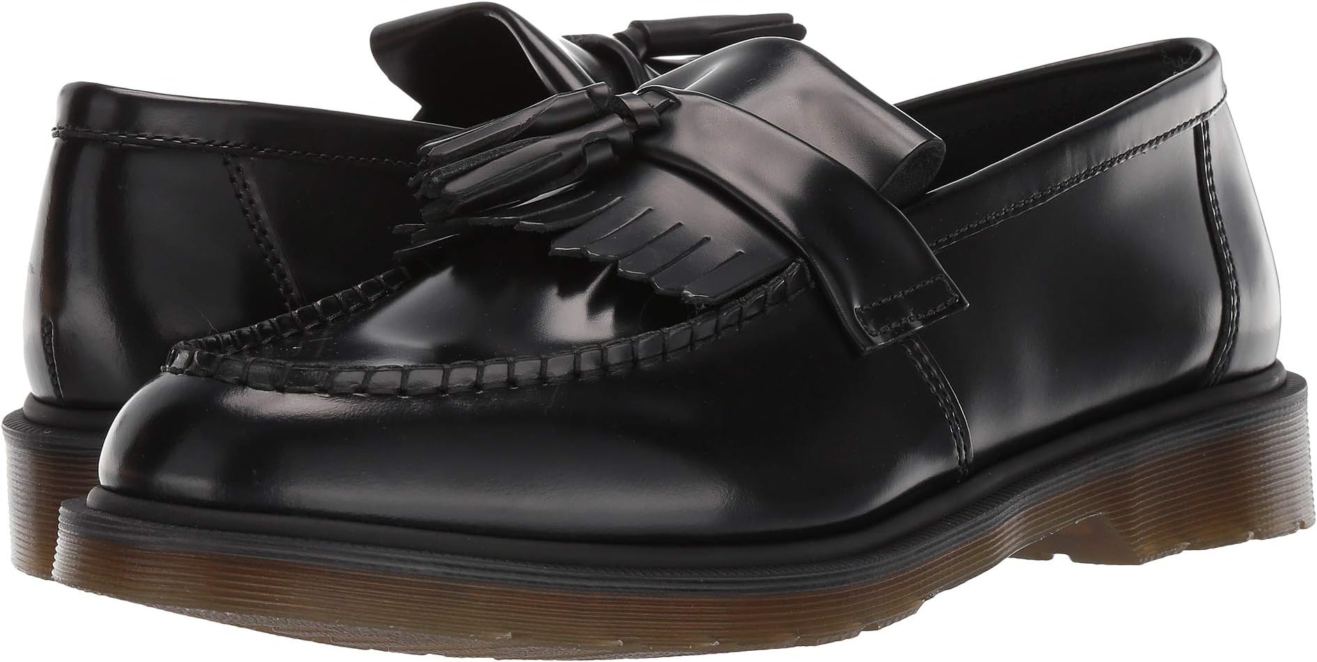 حذاء Adrian Smooth Leather Tassel Loafers من Dr. Martens باللون الأسود المصقول الناعم