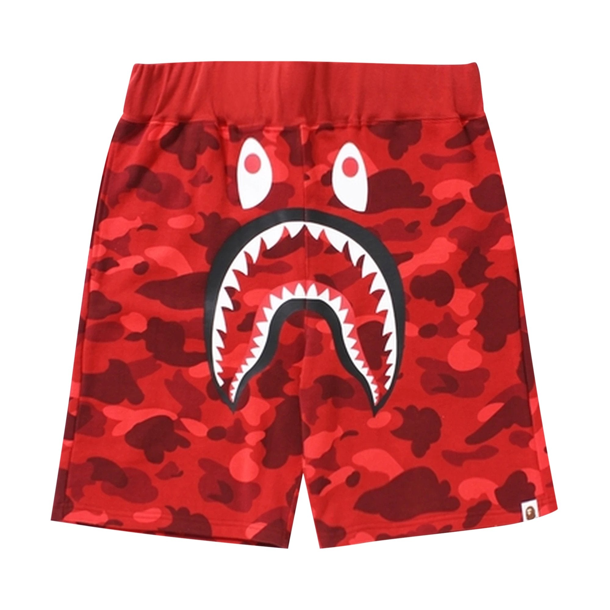 شورت رياضي من BAPE Camo Shark باللون الأحمر