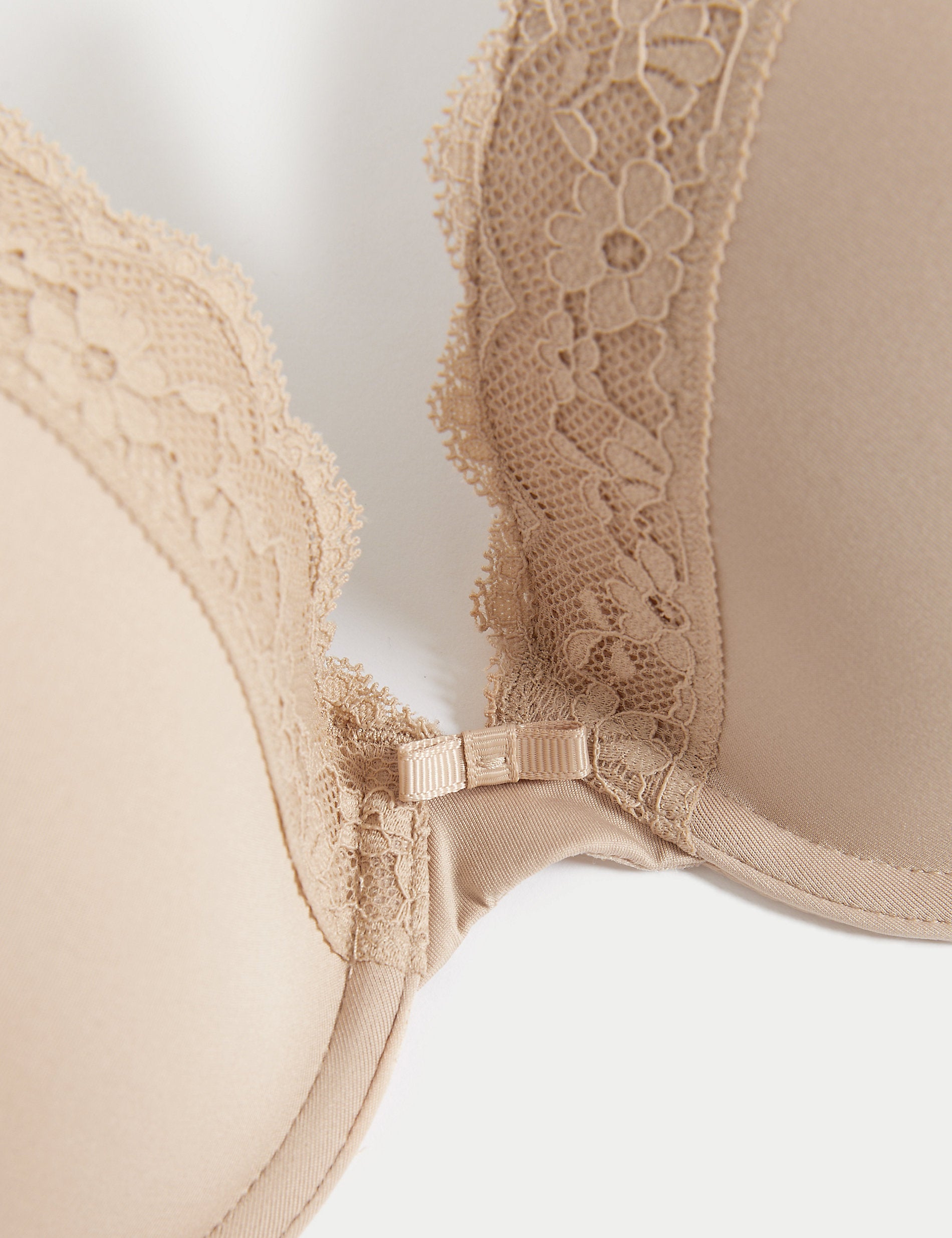 A-E Marks & Spencer Lace Padded Plunge Bra