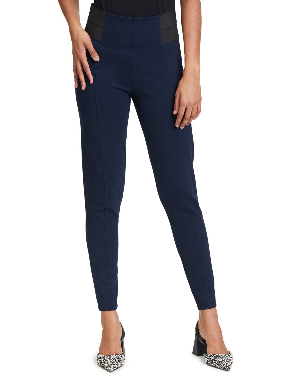 Betty Barclay slim trousers, navy