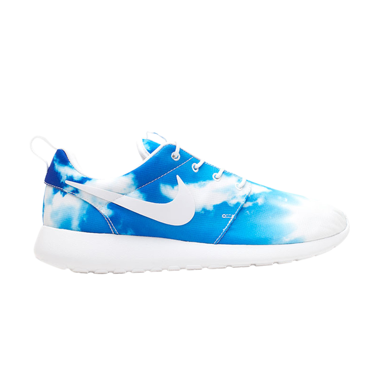 Nike Rosherun 'Santa Monica' Sneakers, White