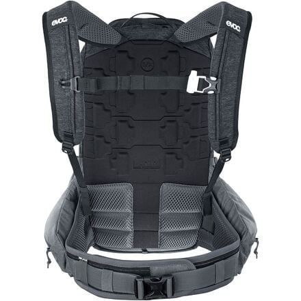 Trail Pro Protective Backpack 16L Evoc, Carbon/Grey