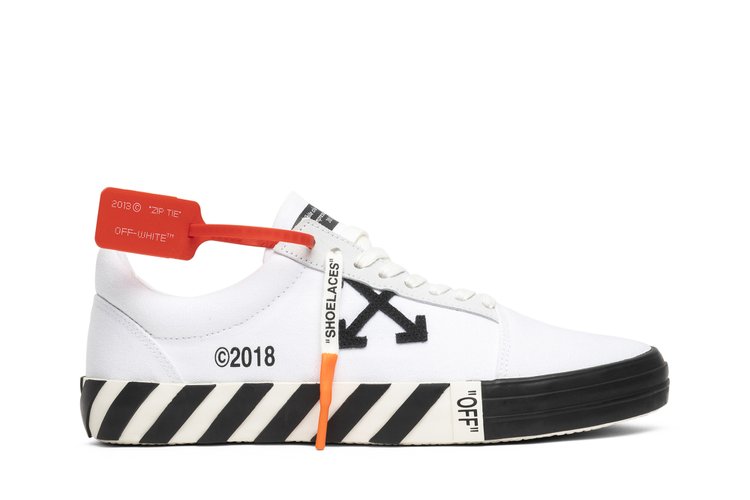 حذاء رياضي Off-White Vulc Low Top 'White' باللون الأبيض