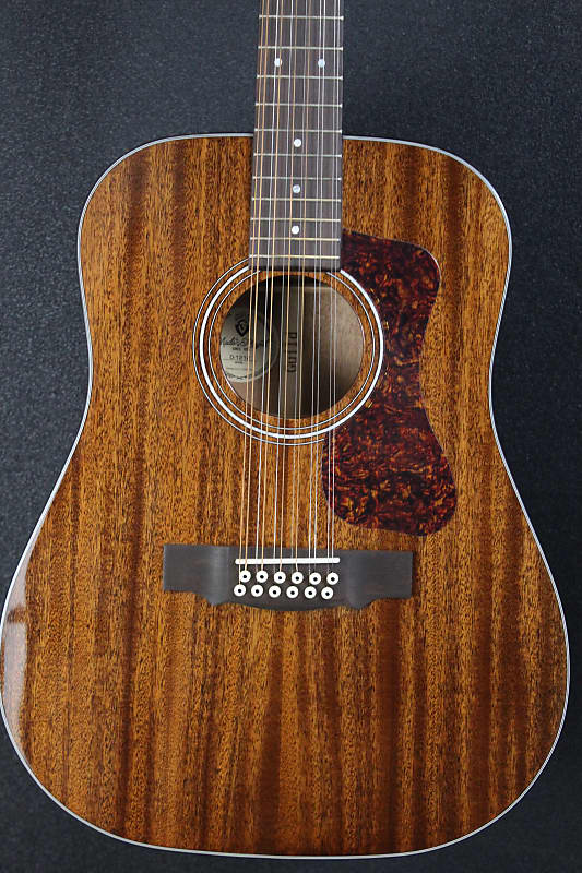 Acoustic guitar Guild D-1212 2022