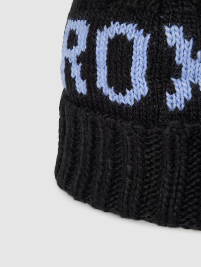 Knitted hat with sew-on label model "TONIK" Roxy, black