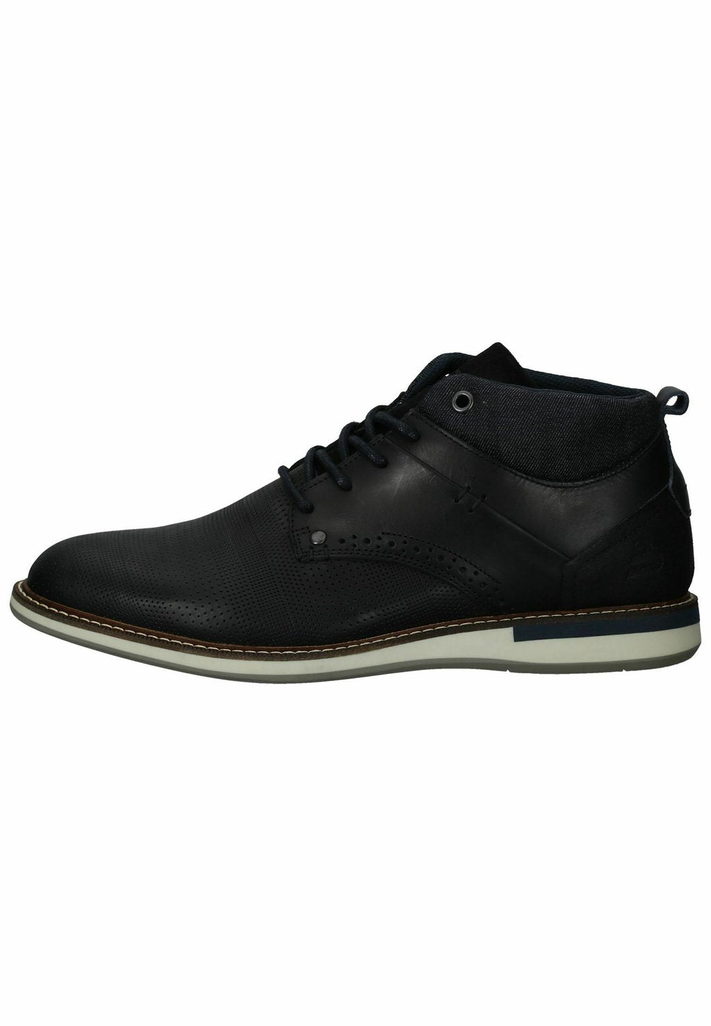 Bullboxer lace-up boots