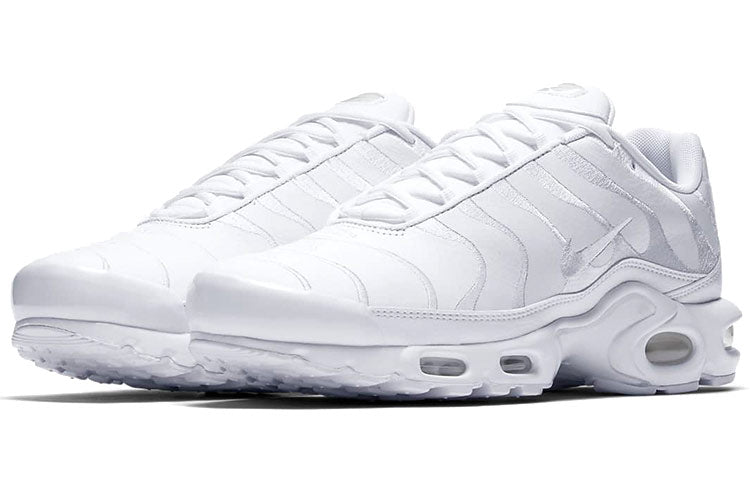 Nike Air Max Plus Triple White Sneakers